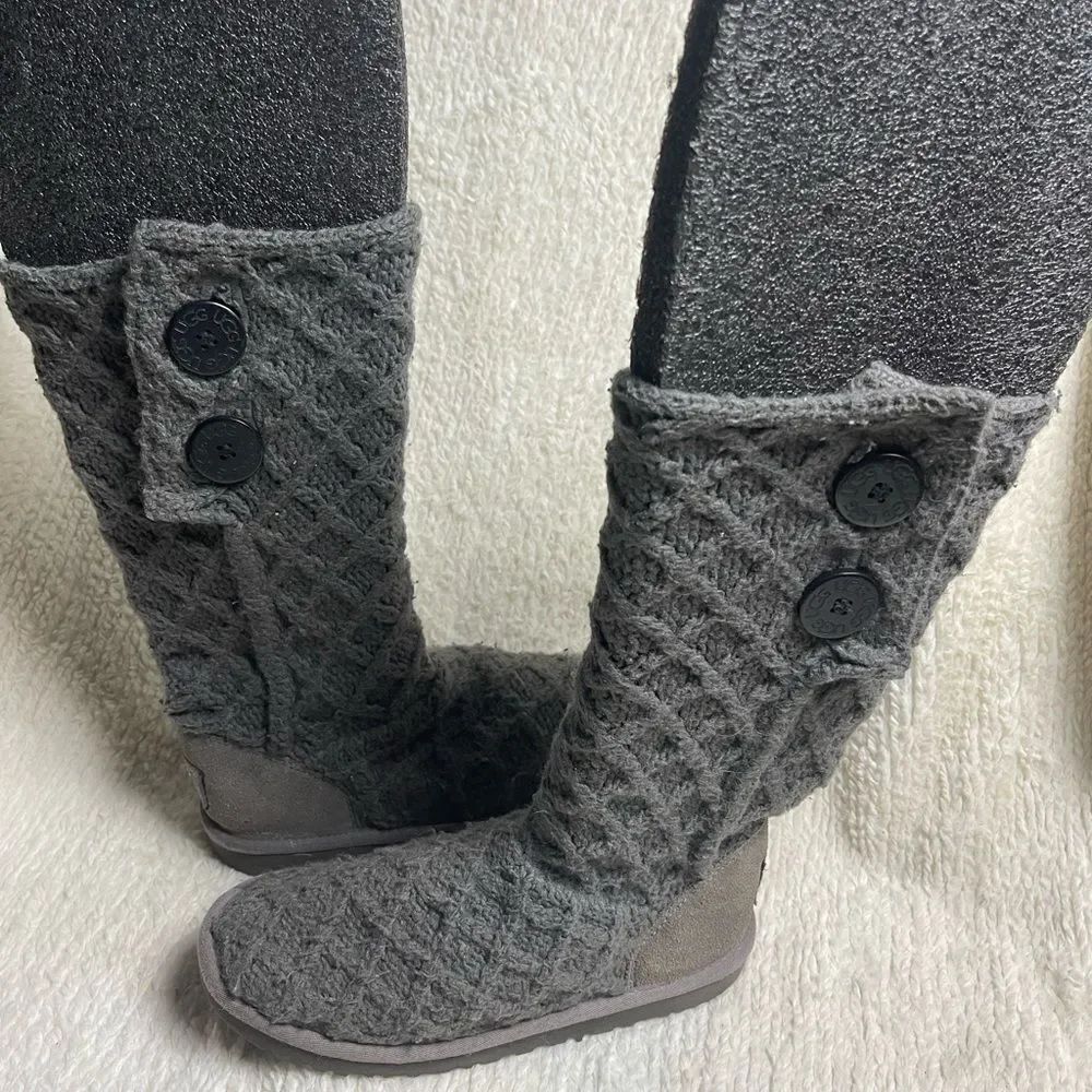 UGG Australia latice Cardy knit gray sheepskin knee high boots pull on SZ4